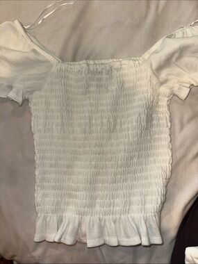 Women’s White Smocked Ruffle Short Sleeve Top by aqua xs